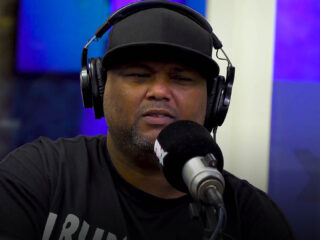 U-niq gaat old school tijdens sessie bij Yous!