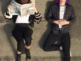 De vonken vliegen van af tussen Tom Holland en Zendaya in 'Spider-Man'-trailer