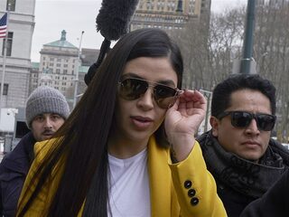 Vrouw van drugsbaas El Chapo opgepakt voor drugssmokkel