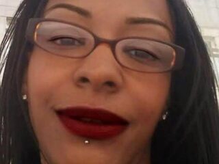 Vrouw die lichaam van haar kind dumpte doodgestoken door vader van het kind