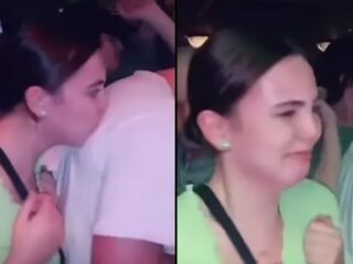 Vrouw kust tijdens uitgaan shirts van nietsvermoedende mannen