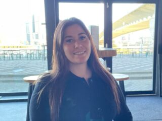 Dewi (24): "Ik kan nooit meer onbezorgd een zwangerschap ervaren"