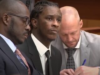 Zitting Young Thug onderbroken nadat naakte mannen in beeld komen via Zoom call