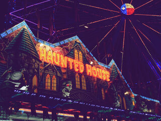 Spookhuisacteur aangeklaagd na per ongeluk steken jongetje (11) met mes