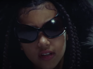 North West maakt regiedebuut met 'Talking'-videoclip: "Ye is de beste vader"