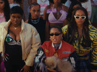 Reanny maakt haar eigen 'Pap' in nieuwe muziekvideo met Noell3 en Dani Deaux