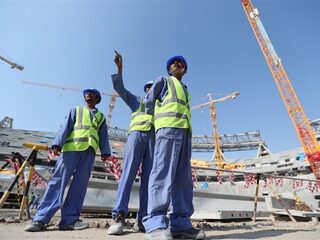 Amnesty: "Qatar moet dood duizenden arbeidsmigranten beter onderzoeken"