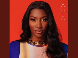 Aya Nakamura 'de DiXte' met danstrack 'Tchop'