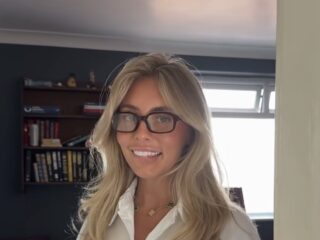 Bonnie Blue wil record van 1057 mannen in 12 uur verbreken: "Naakt voor publiek te zien"