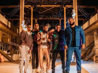 Broederliefde de DiXte met dansbare remix van 'Buss It'