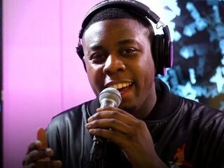 Bryan MG: "Ik wil mijn muziek in Frankrijk en Afrika pompen"