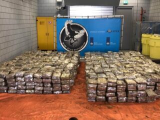Douane onderschept 3000 kilo cannabis in Rotterdamse haven