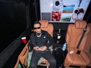 Jandro, Chivv en Murda de DiXte met 'Grind'