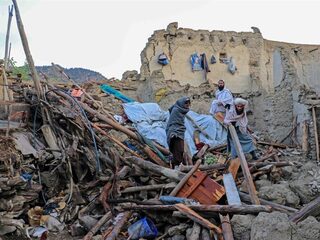 Dodental aardbeving Afghanistan opgelopen tot 1000