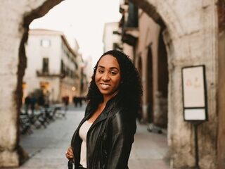 Valerie werd depressief door woke zijn: "Soms vraag ik me af of de wereld gaat veranderen"