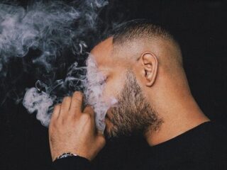 Hef samen met Idaly en Kevin de DiXte met nieuwe track 'Bagage'