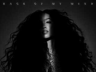 Kom tot rust met H.E.R.'s nieuwe r&b-album 'Back of My Mind'