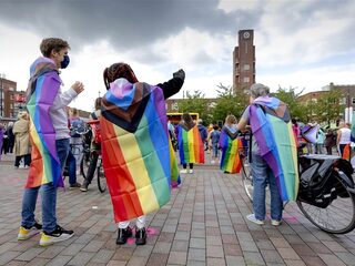 Partijen presenteren initiatiefwet om 'homogenezing' strafbaar te stellen
