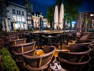 Gelekte notitie ministerie: 'Openen horeca leidt tot minder besmettingen'