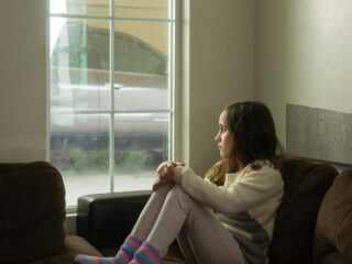 Pleegmeisje (10) gemarteld en misbruikt als huisslaaf door pleegouders in Vlaardingen