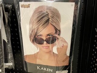 Halloweenkostuum van 'Karen' zorgt voor kritiek: 'Racisme is geen grapje'