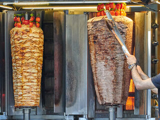 13-jarige jongen probeert dönerzaak te overvallen in Amsterdam