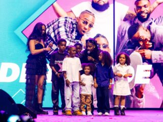 Broederliefde schrijft geschiedenis: hun kids nemen tiende FunX Music Award in ontvangst