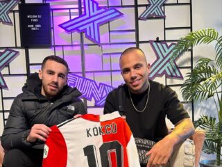 Orkun Kökçü doneert gesigneerd Feyenoord-shirt voor Giro555