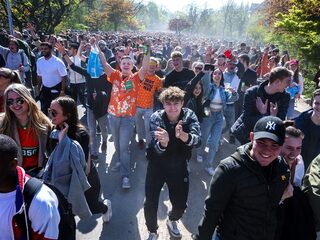 Koningsdag op sommige plekken te druk, parken ontruimd