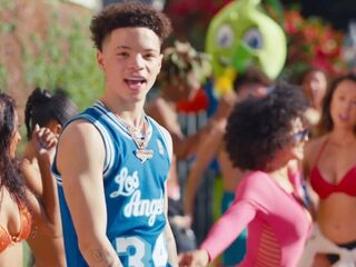 Lil Mosey gezocht door de politie, beschuldigd van verkrachting