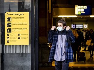 Mondkapje vanaf vandaag niet meer verplicht in het OV