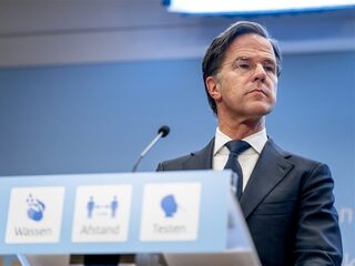 Kabinet komt met stappenplan voor heropening, nu nog geen versoepelingen