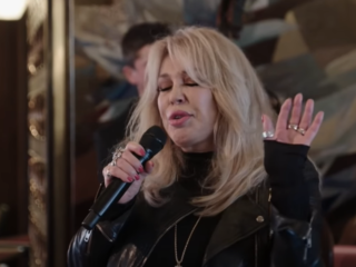 Patricia Paay maakt jazzversie van 'Op Me Monnie'