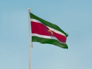 Dit is waarom je Sranantongo als volwaardige taal en niet als straattaal moet zien