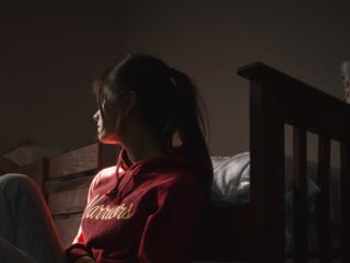 Emma over haar winterdepressie: "Ik lijk wel een compleet ander persoon dan in de zomer"