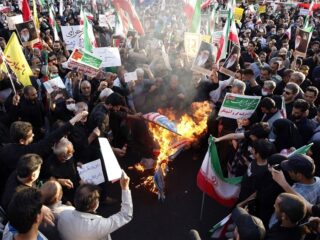 Dodental protesten Iran loopt op: "Mensen strijden voor recht op zelfbeschikking"