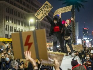 Felle protesten in Polen tegen nog strengere abortuswet
