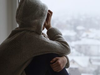 Zorgen om seksueel geweld tegen jongeren: tieners vaak opnieuw slachtoffer