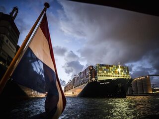 OM maakt zich zorgen om recordaantal drugsuithalers in Rotterdamse haven