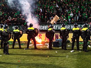 Gewonden door gewelddadige rellen na misgelopen promotie ADO Den Haag