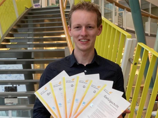 Rick heeft zes hbo-diploma's en gaat voor de zevende: "Ik vind studeren gewoon leuk"