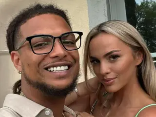 Ronnie Flex over 'complexe' situatie met Demi de Boer: "Onze relatie heeft een andere vorm"