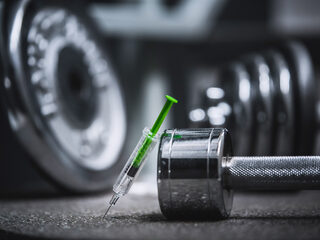 De gevaren van anabolen: "Ook het hart krijgt een tik"