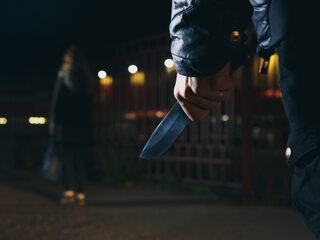 Jongeren kunnen anoniem wapens inleveren: 'Drop je knife en doe wat met je life'