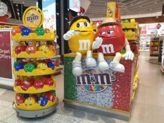 M&M's neemt afscheid van 'Red & Yellow' in tv-reclames na ophef in VS