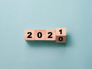 Dit verandert er in 2021: eenmalige huurverlaging, vliegbelasting en duurdere sigaretten