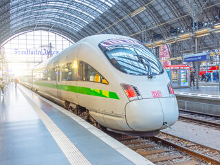 Schilderij van 25K gestolen van slapende man in trein