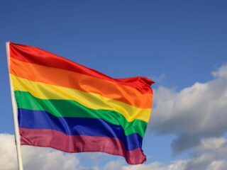 Gevangenisstraf dreigt in Maleisië voor dragen regenboog horloge