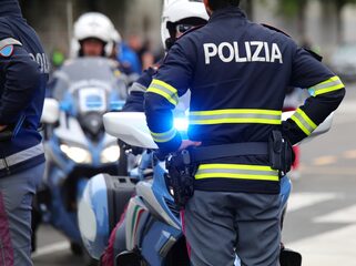 Man slaat Nigeriaanse straatverkoper dood in Italiaanse kustplaats