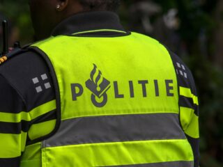 Jongen (17) omgekomen bij schietpartij Amsterdam, twee verdachten aangehouden